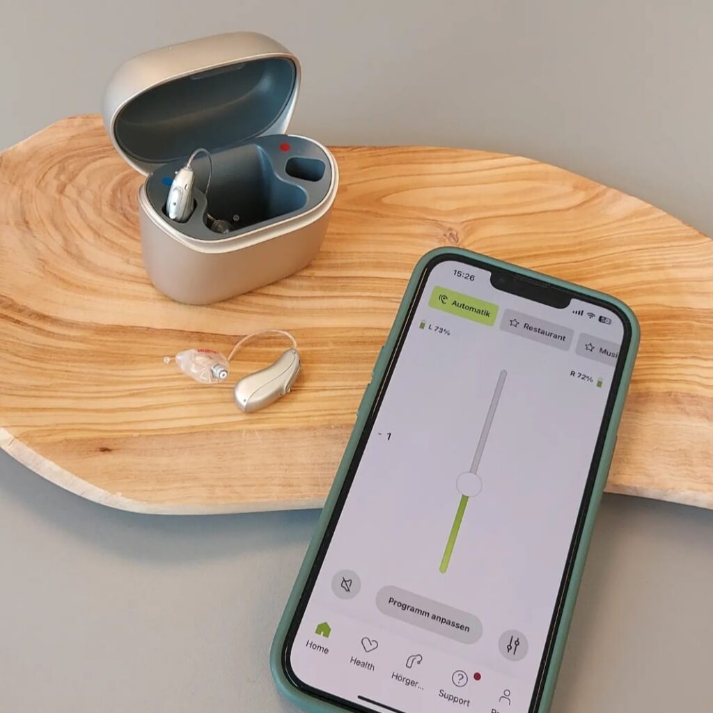 Hörsystem mit Smartphone zur Steuerung per App